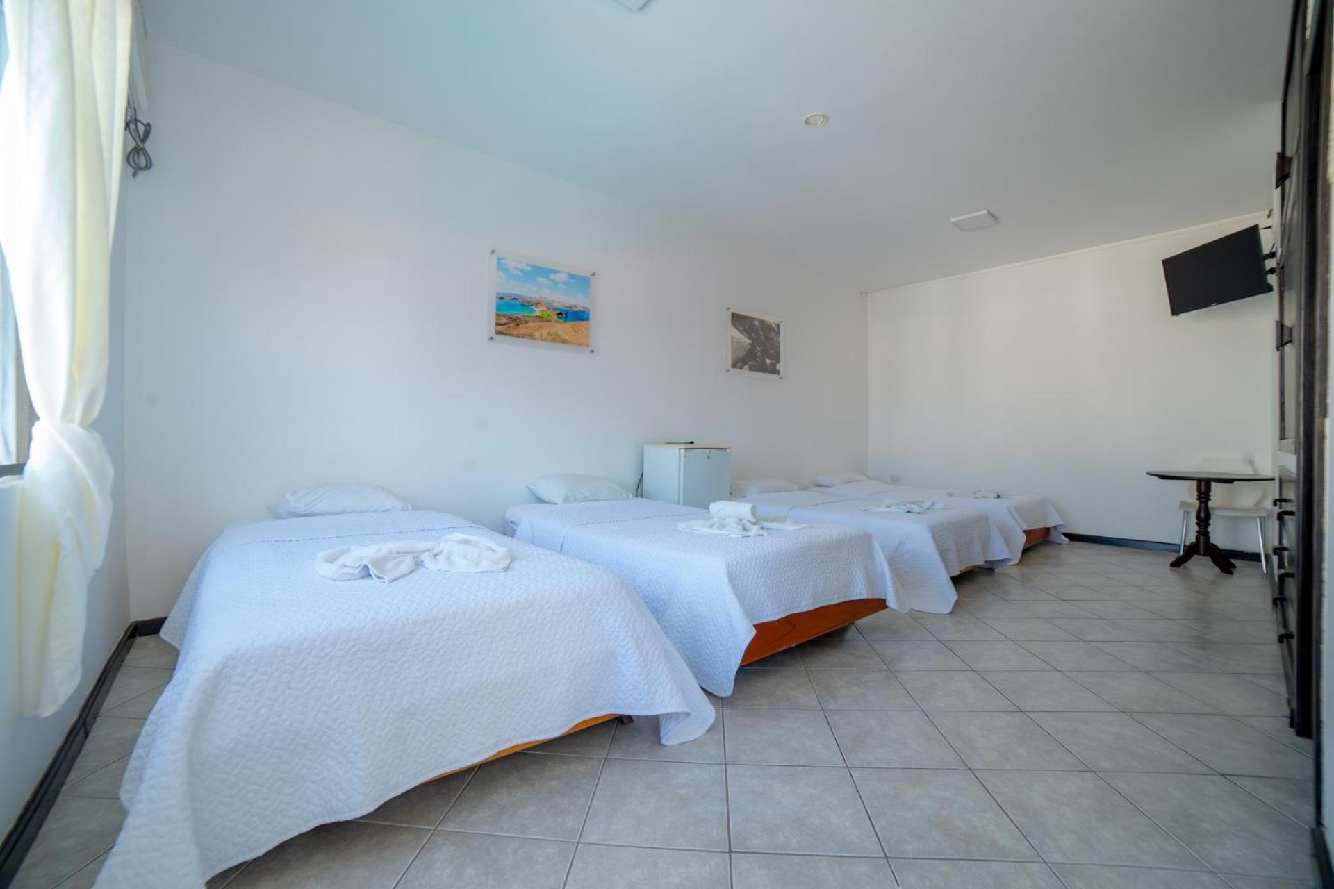 Hotel Pelican Bay Puerto Ayora  Esterno foto