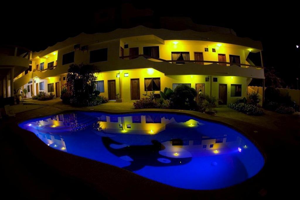 Hotel Pelican Bay Puerto Ayora  Esterno foto