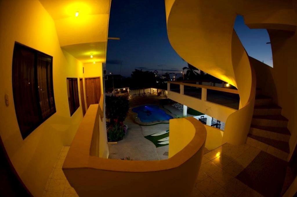Hotel Pelican Bay Puerto Ayora  Esterno foto